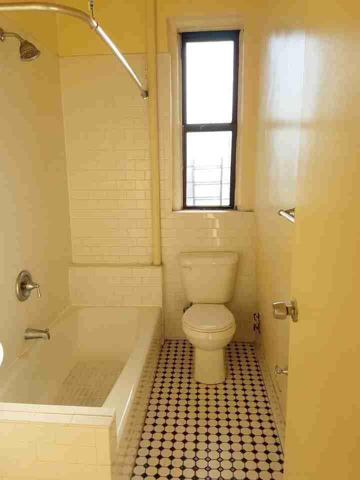 556 West 190th Street #5D - Photo 3 of 3