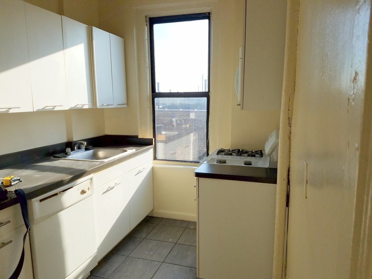 556 West 190th Street #5D - Photo 2 of 3