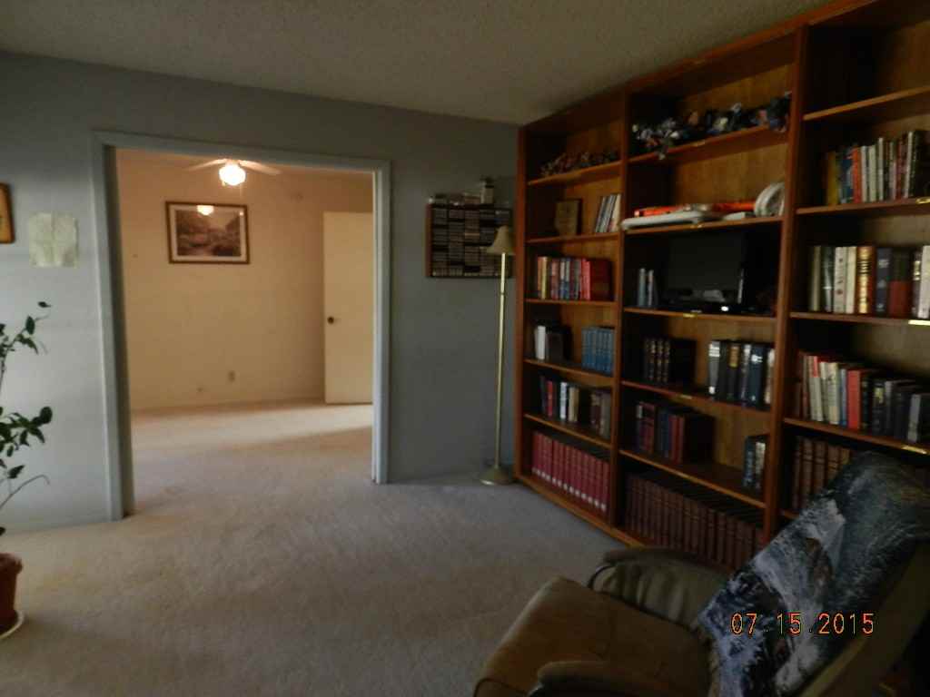 2007 W 7th St - Photo 2 of 9