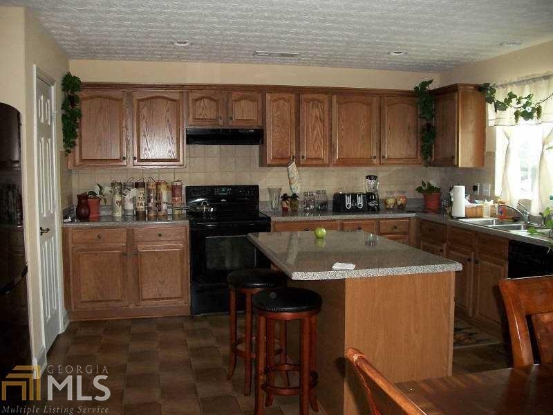 2726 Alix Way - Photo 3 of 7