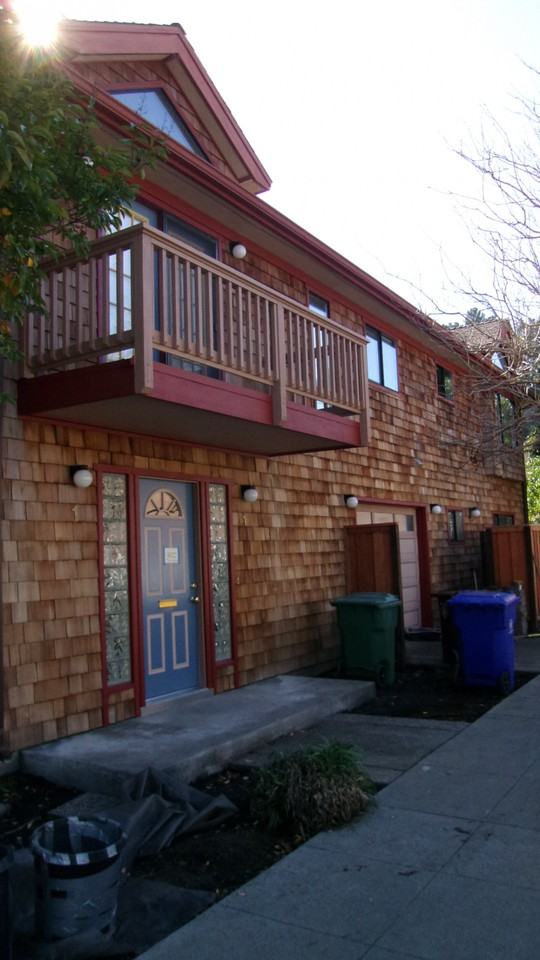 1 Oregon St - Photo 3 of 10