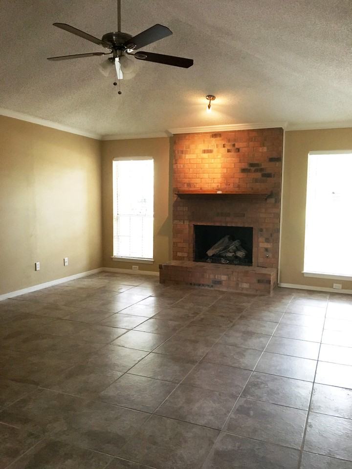 4622 Burdock Dr - Photo 2 of 24