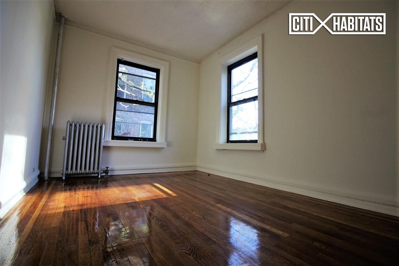 Laurel Hill Terrace #4K