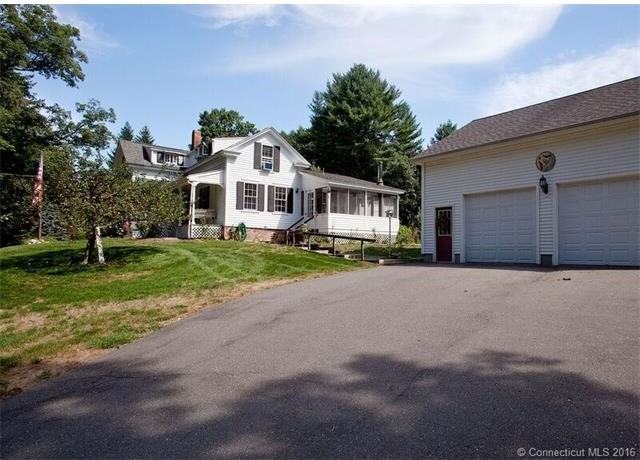 10 Great Pond Rd - Photo 2 of 25