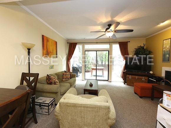 1 Vauxhall Pl - Photo 2 of 5