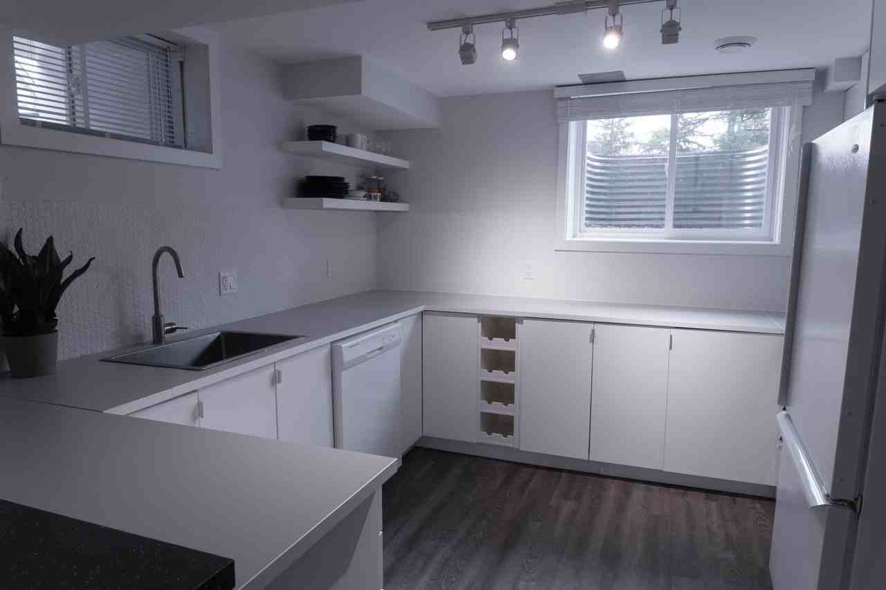 53 Chippewa Avenue - Photo 3 of 10