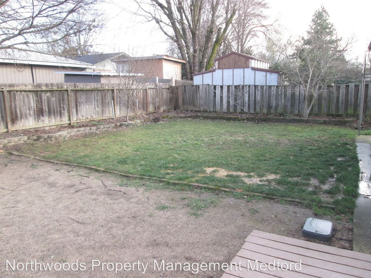 2500 Gould Ave - Photo 2 of 12
