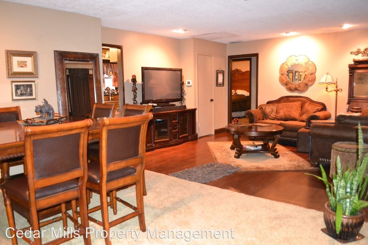 836 N Nevada St - Photo 2 of 17