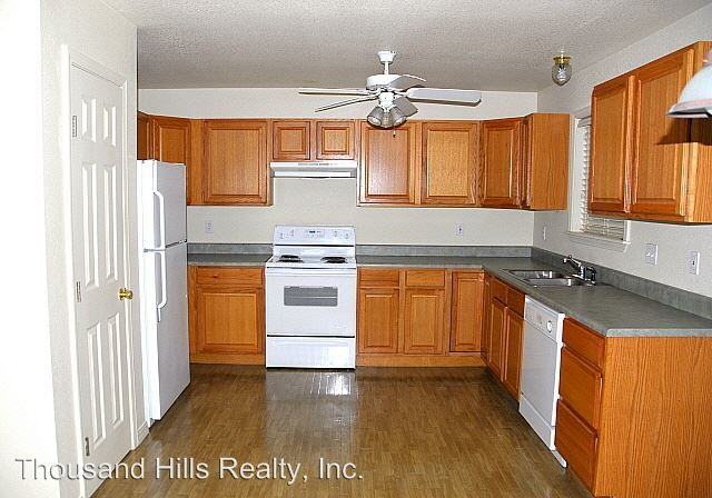 5035 Hickory Ave - Photo 2 of 4