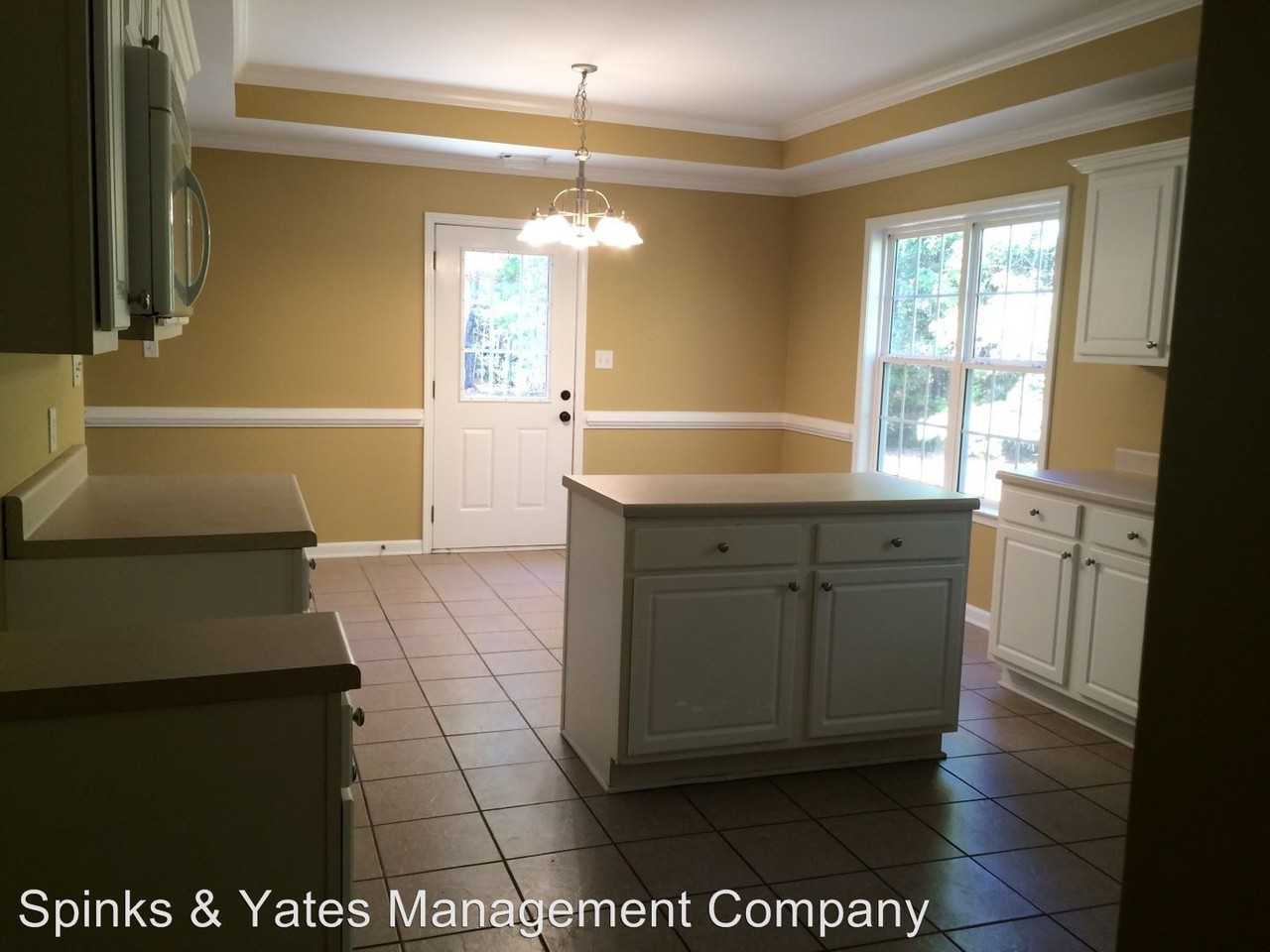 103 Waterford Ct - Photo 3 of 8