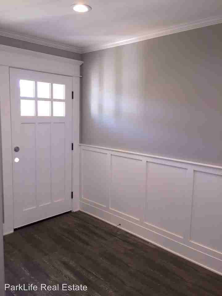 724 2nd St - Photo 2 of 14