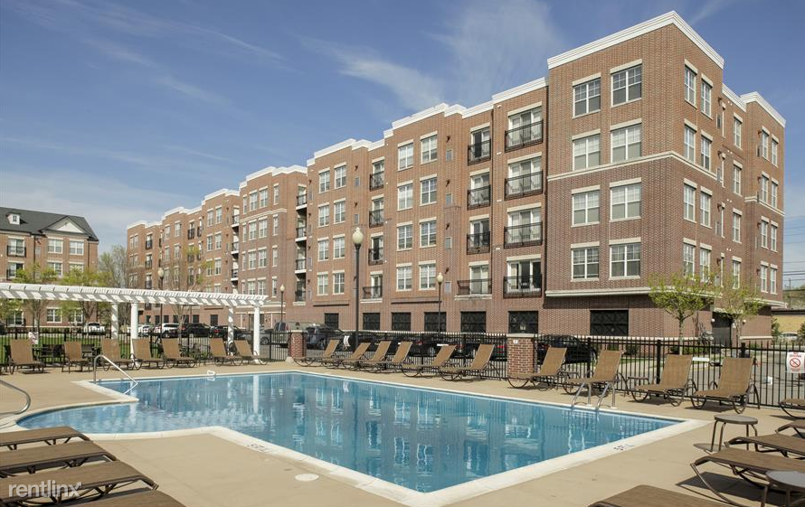 400 S Dean St - Photo 2 of 15