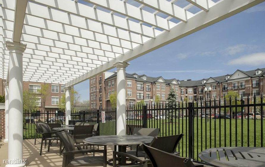 400 S Dean St - Photo 3 of 15