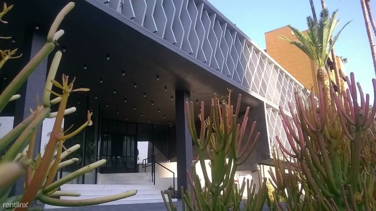 Hollywood Biltmore Apartments - Photo 2 of 11