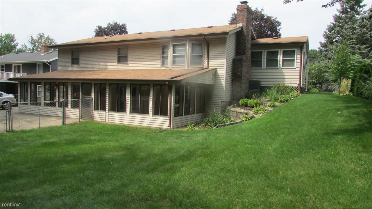 2288 Olde Farm Dr - Photo 2 of 28