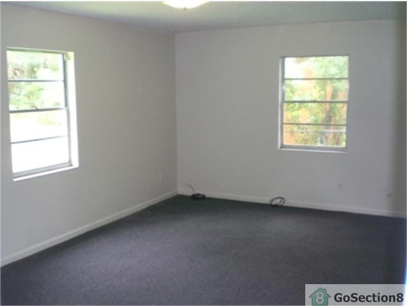 3008 Cord St - Photo 3 of 3