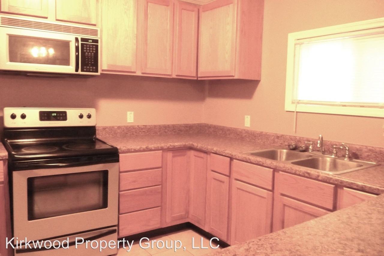 1704 Eastside Ave - Photo 2 of 10