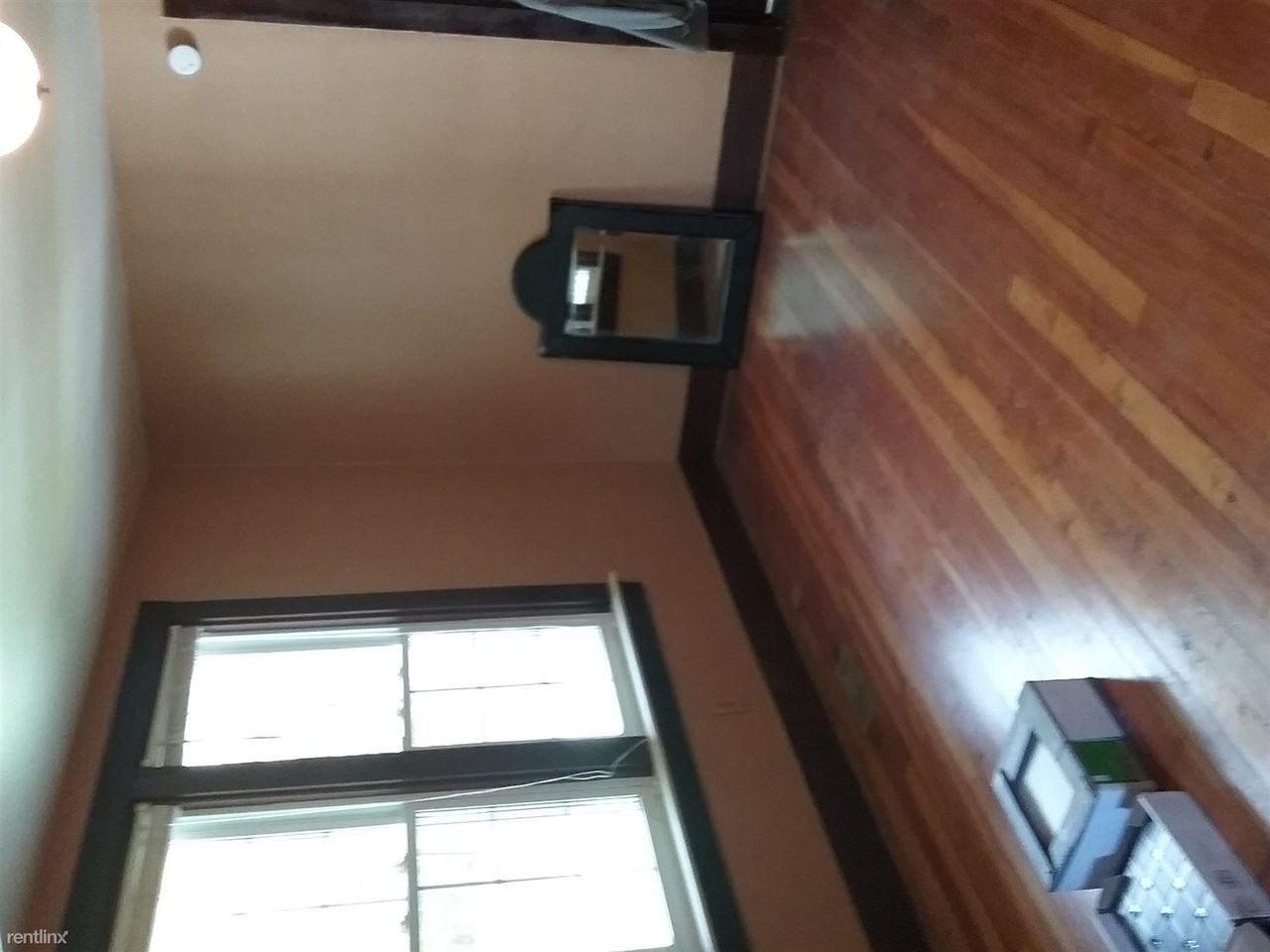 257 Nightingale St - Photo 3 of 10