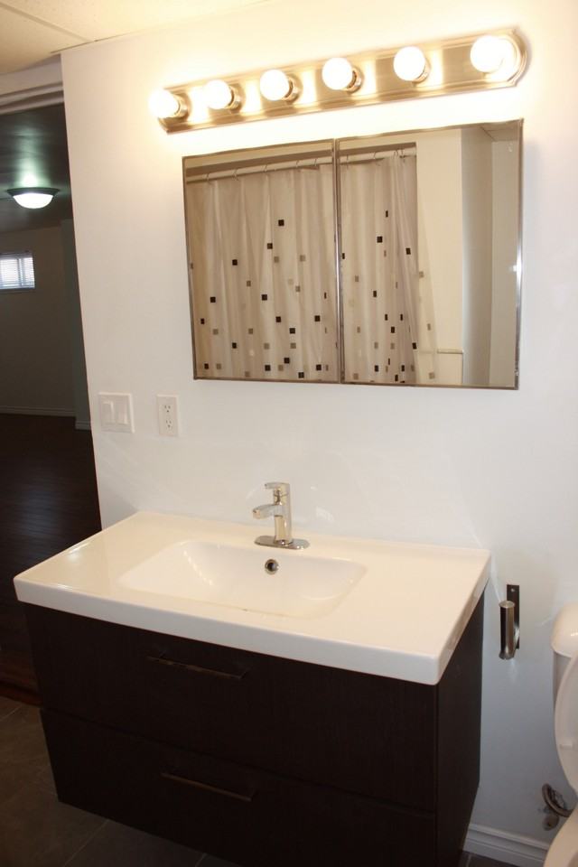 3847 109 ave - Photo 3 of 11