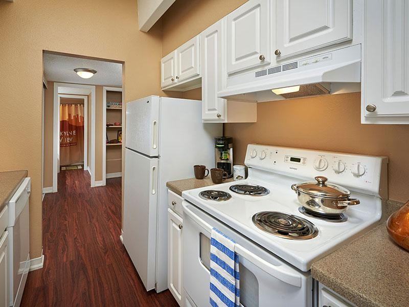 Skyline - Photo 3 of 27