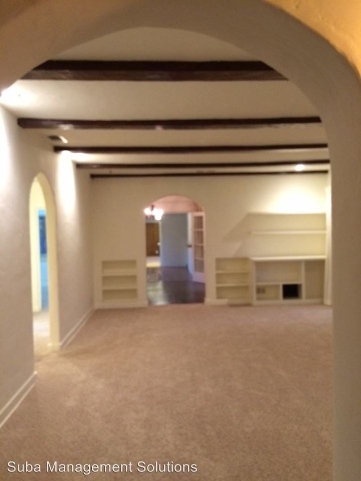 501 Bonita Ave - Photo 3 of 11