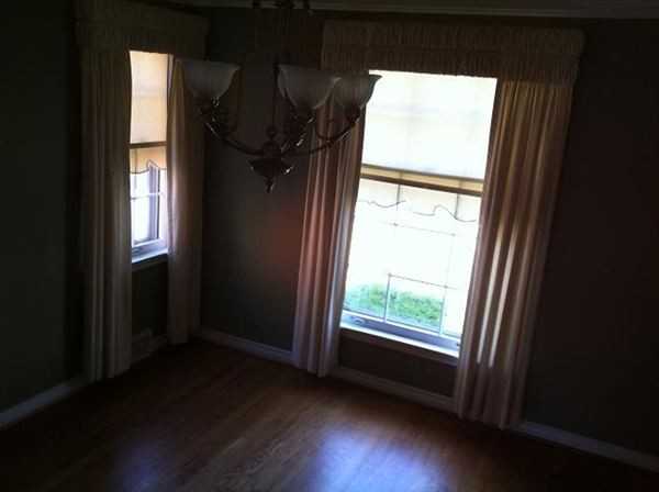 22921 Marlboro St - Photo 3 of 5