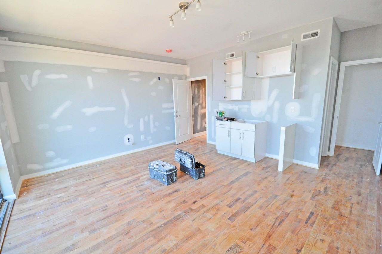 535 Budd Street - Photo 3 of 9