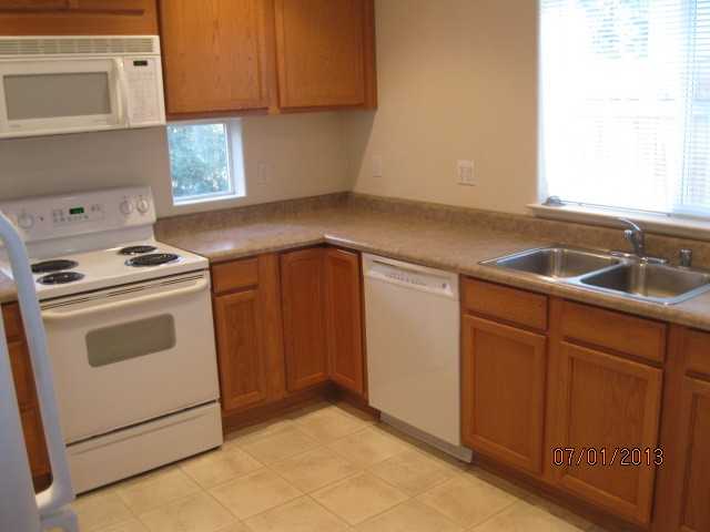 408 10th Street - Photo 2 of 9