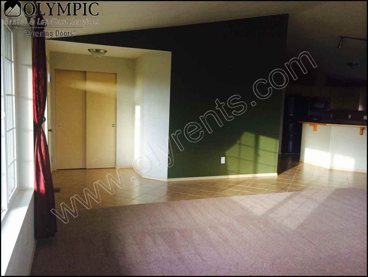 10346 138th Ave SE - Photo 3 of 21