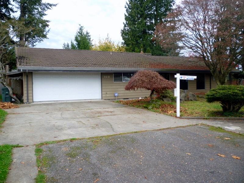 320 89th St SE - Photo 2 of 19