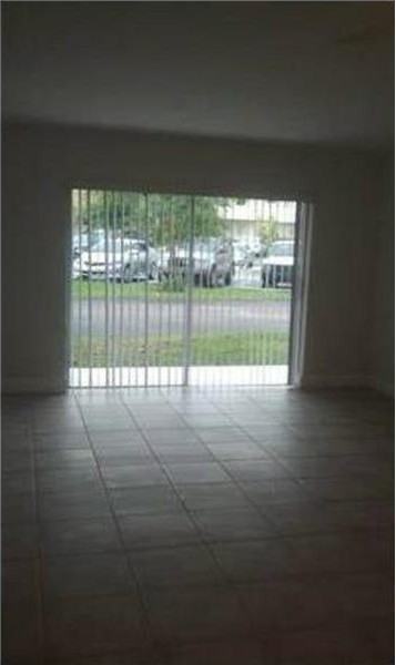 7426 SW 82nd St - Photo 2 of 8
