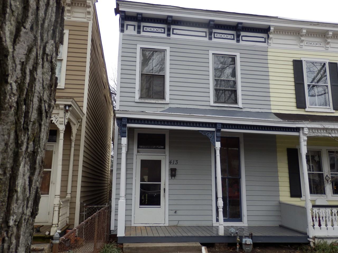 413 S Laurel St - Photo 2 of 2
