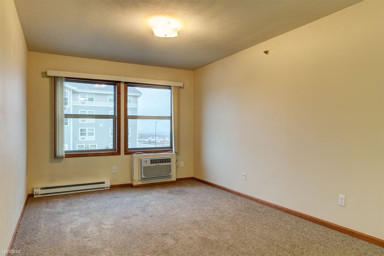 T&E Apartments - Photo 2 of 9