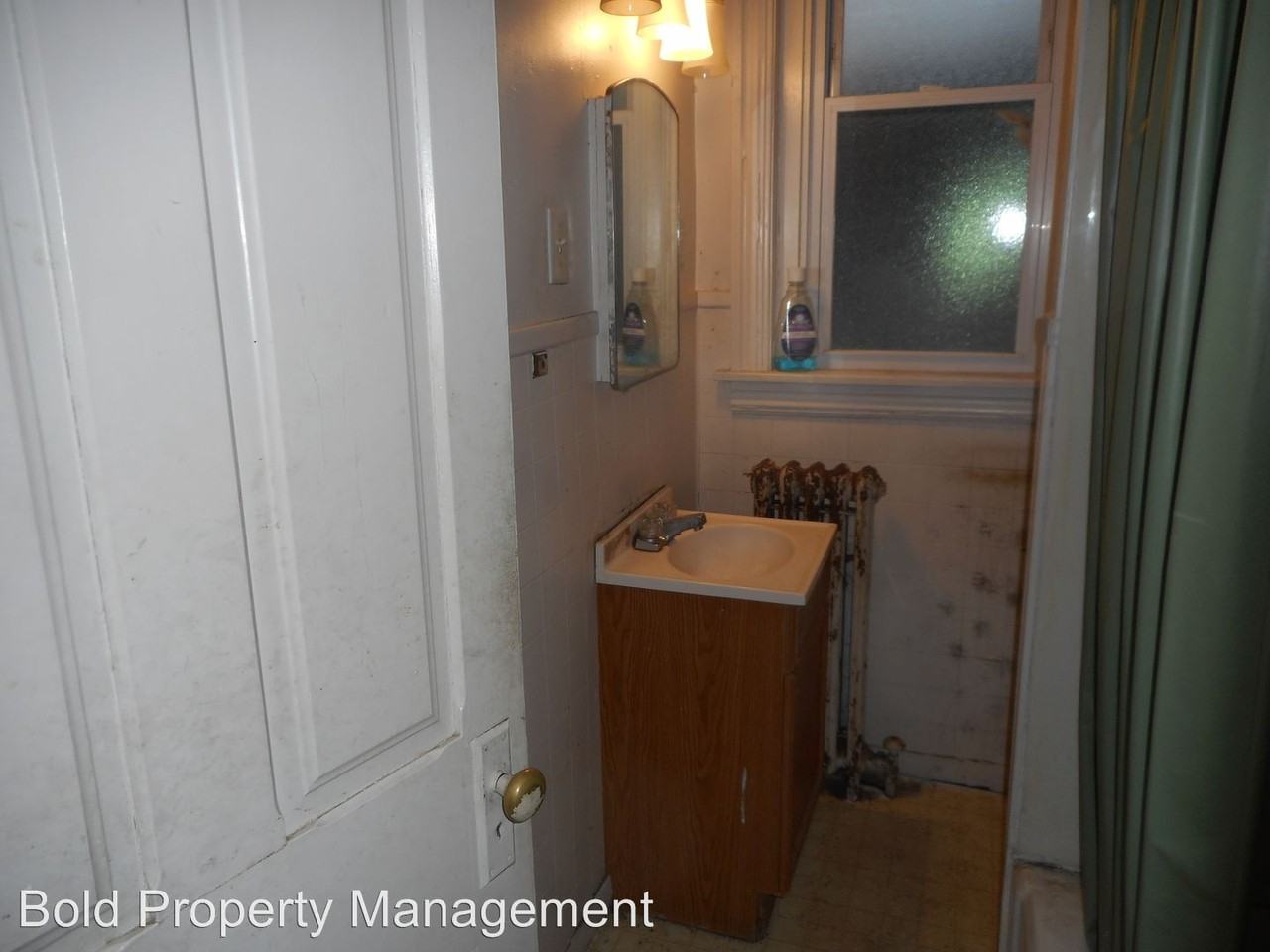 520 N 8th Street - Photo 3 of 8