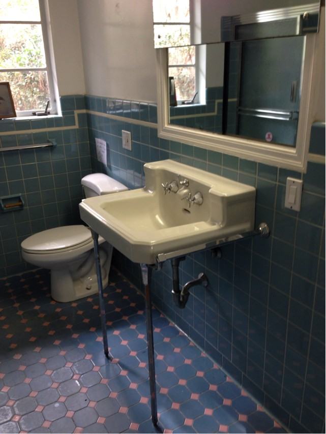 2721 SW 4th Pl - Photo 3 of 17