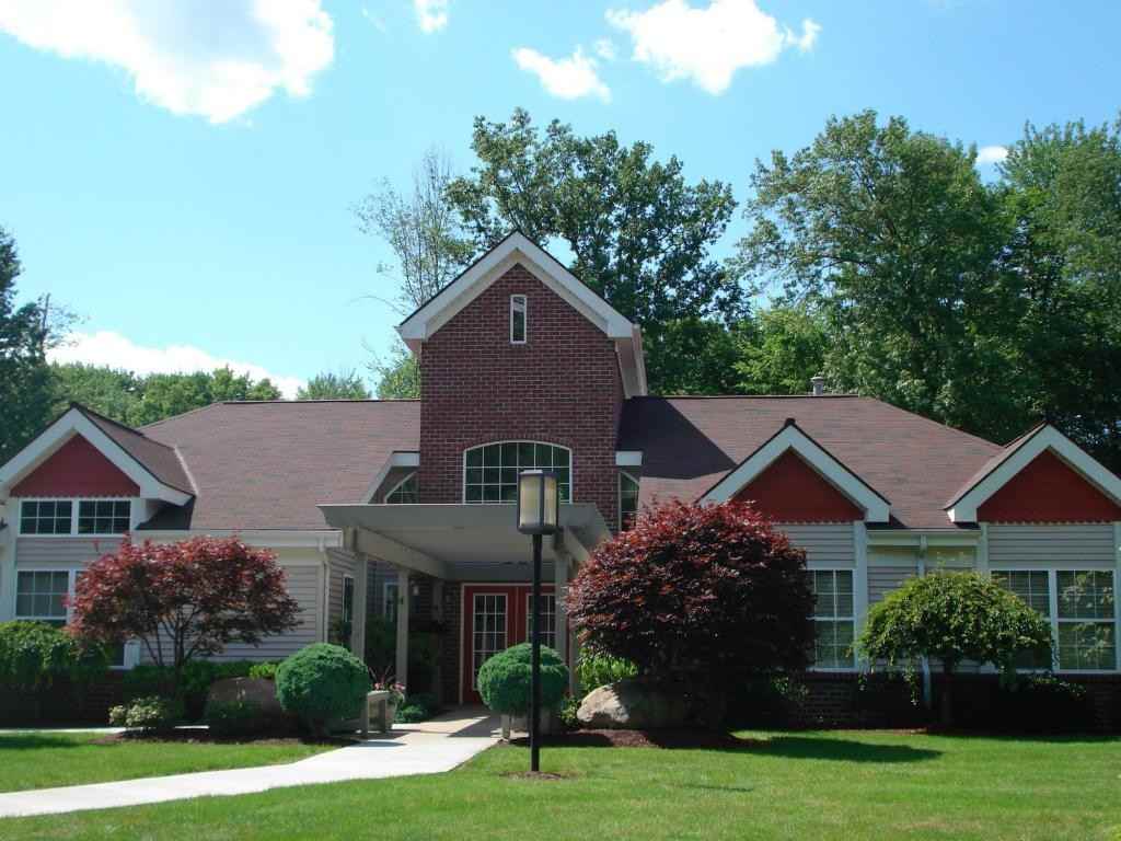 Southcreek Apartments - Photo 2 of 19
