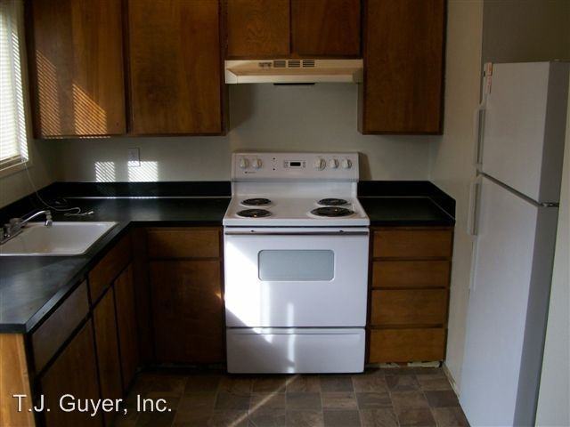 621 A-D 3rd Ave/321 A-D Warner - Photo 3 of 6