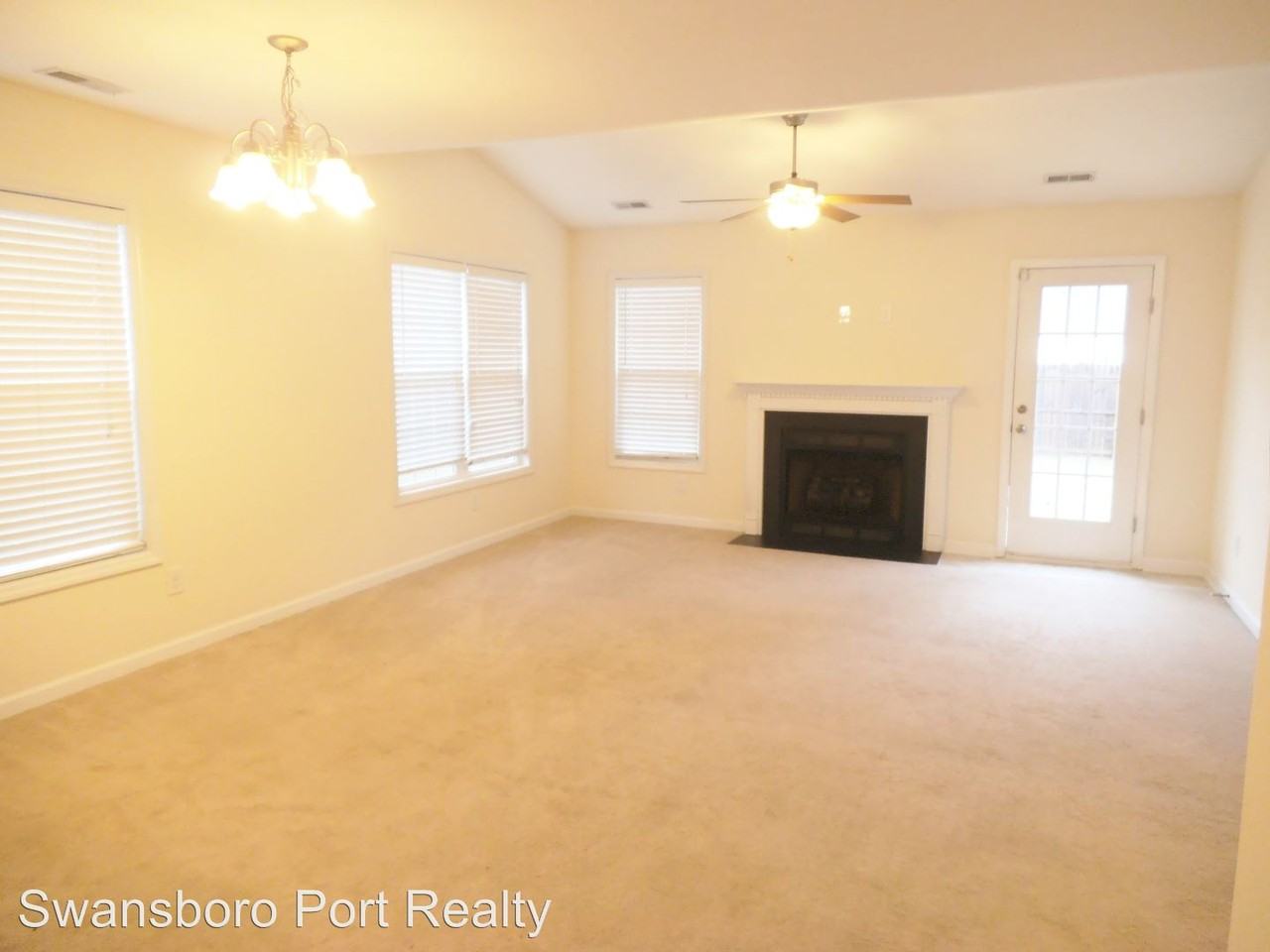 607 Foy Ave - Photo 3 of 16