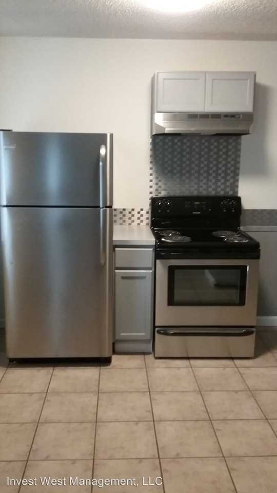 944-972 33 Avenue - Photo 3 of 5