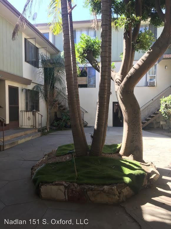 151 S. Oxford Ave. - Photo 3 of 15