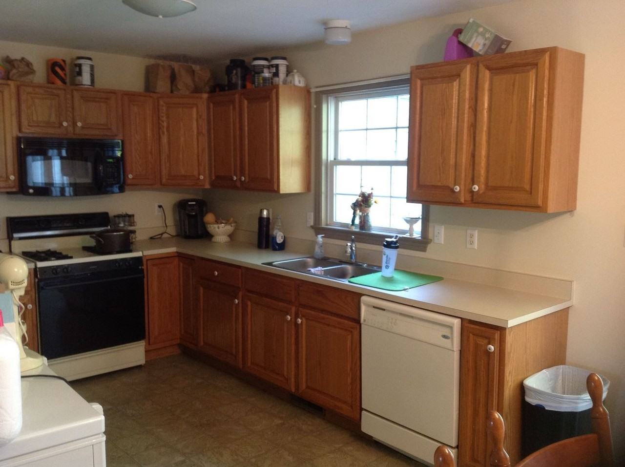 14 Battens Cir - Photo 2 of 9