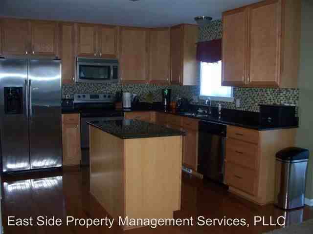 2577 Lovington Ln - Photo 2 of 15