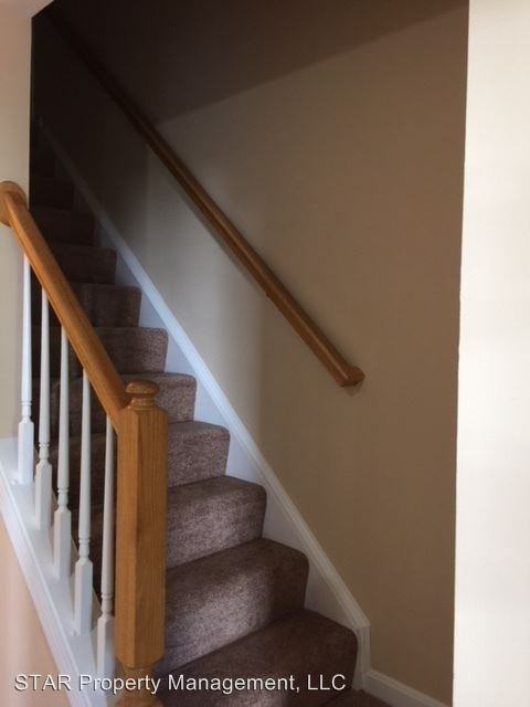 8005 Silver Fox Dr - Photo 2 of 31