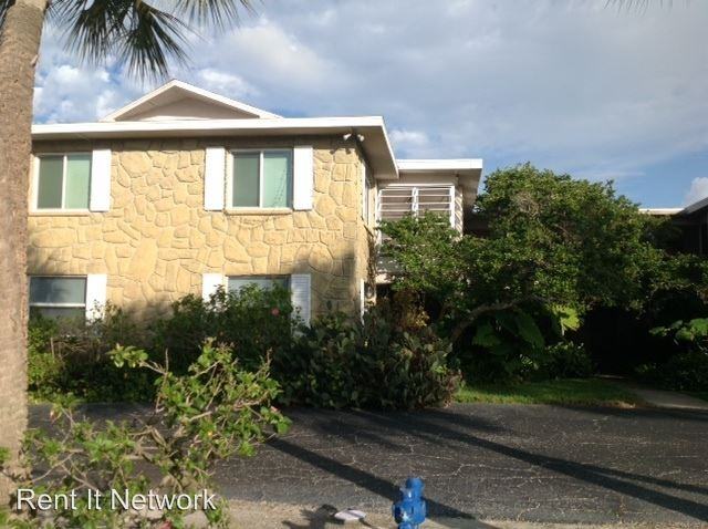 4340 37th St S #10 - Photo 2 of 9