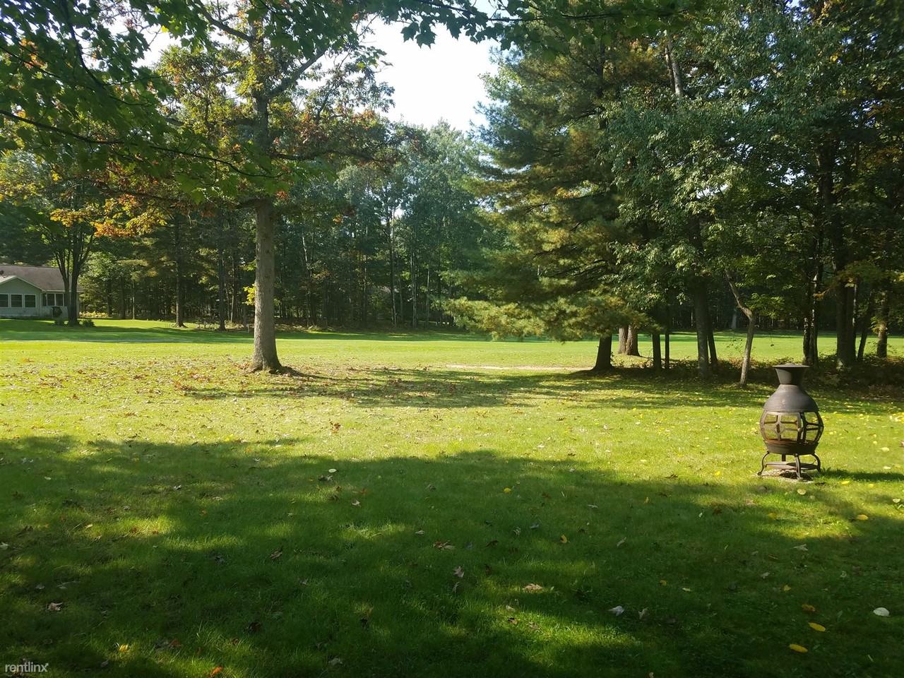 9829 Sunset Dr - Photo 3 of 9