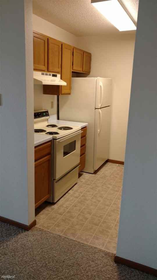 3221 Montreal St - Photo 2 of 5