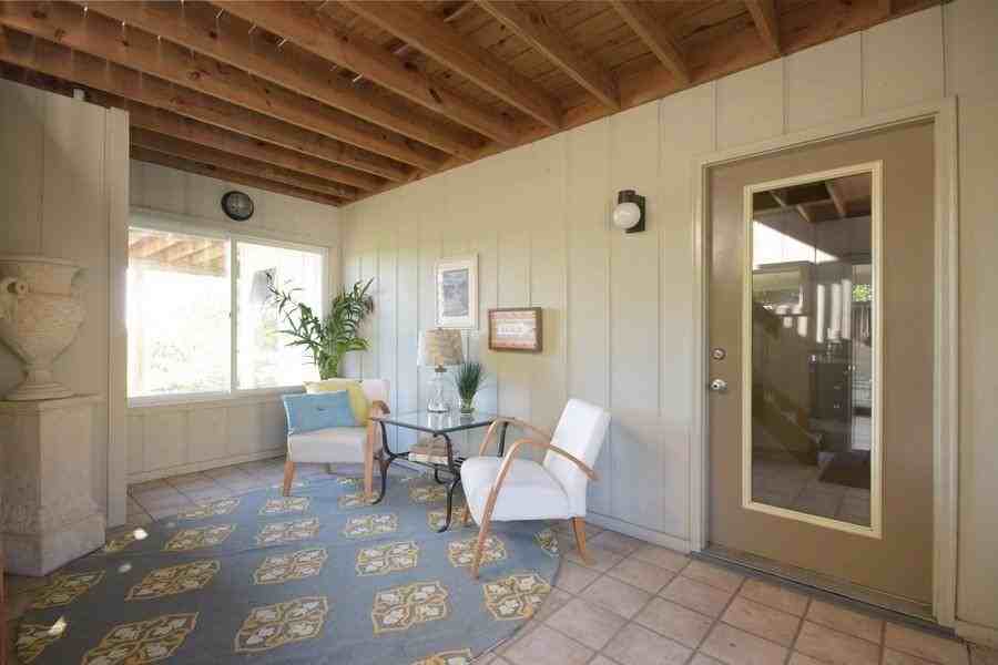 13 Valerie Ct - Photo 3 of 29