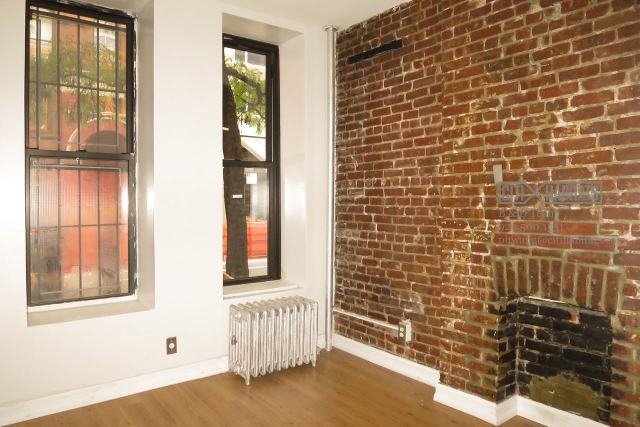 8th Ave & W 43rd St #2BR