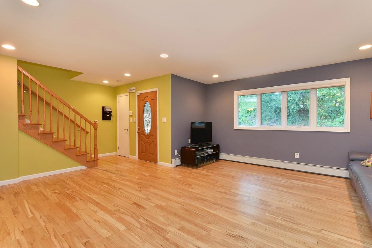 101 Lions Head Dr W - Photo 3 of 26