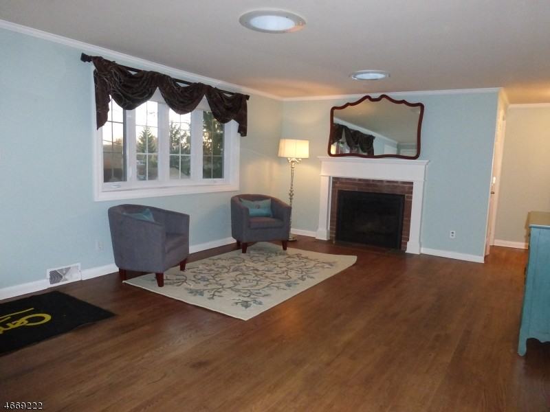 20 Clark Pl - Photo 2 of 14